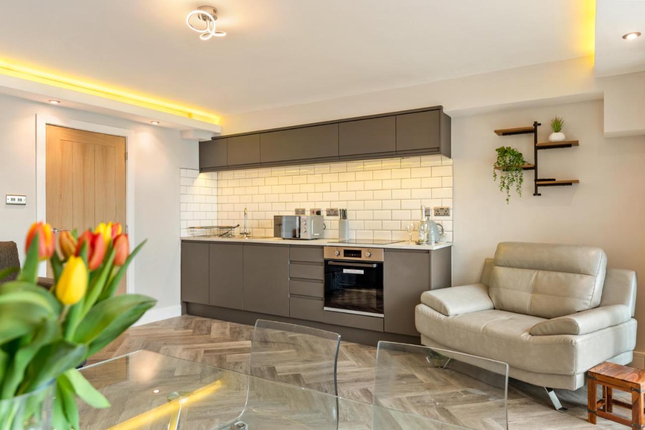 Pleasant View - Direct Beach Access, Sea Views And Parking Saundersfoot Bagian luar foto
